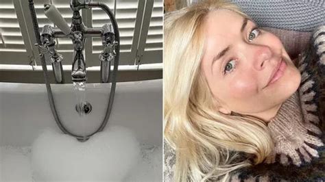 her reflection holly willoughby bath picture|Holly Willoughbys fans spot cheeky detail in intimate。